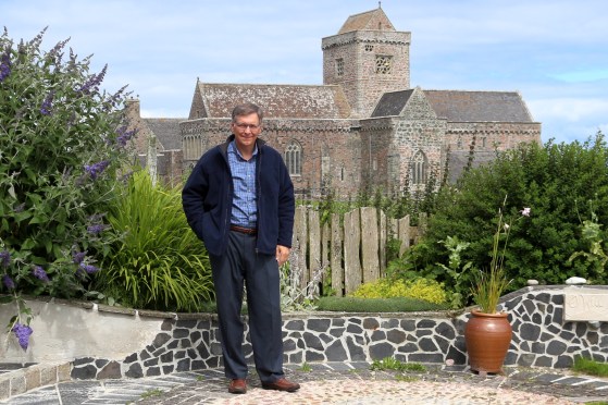 Bob in front of Abbey